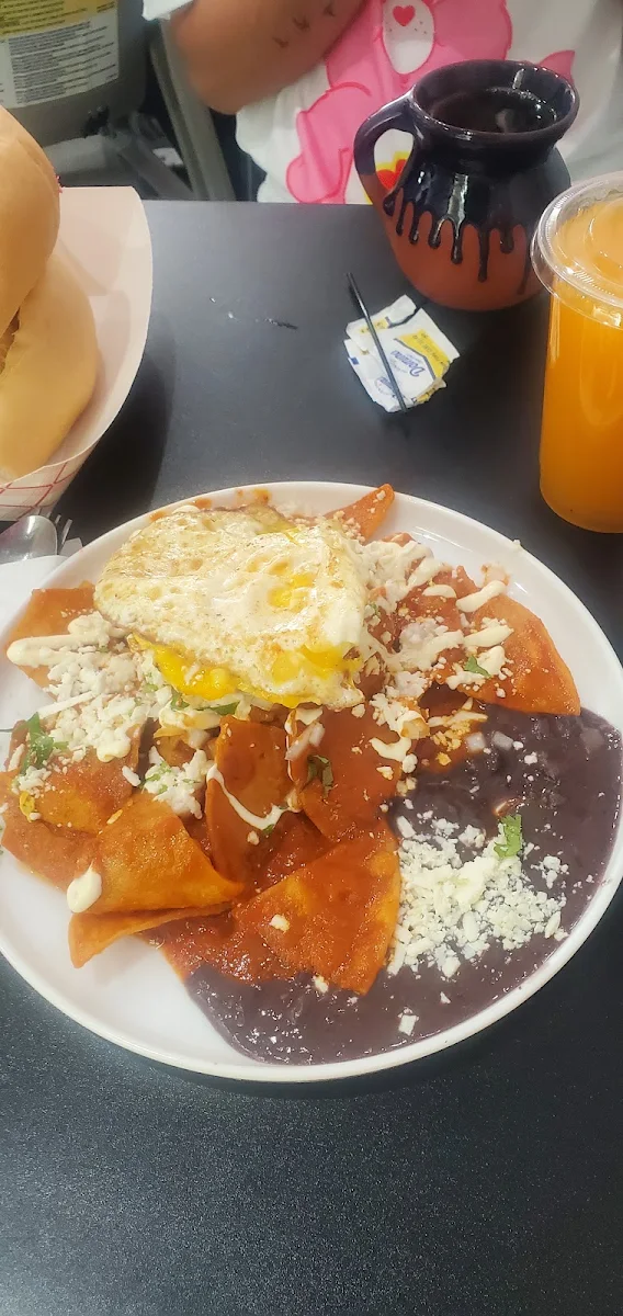 Chilaquiles Rojos