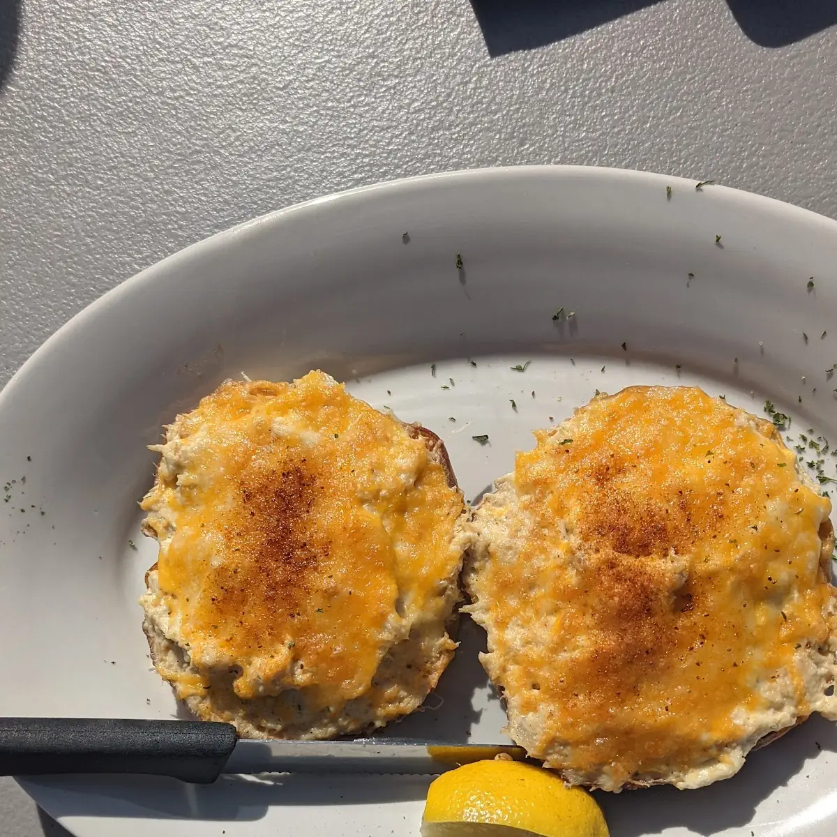 Pretzel Crab Dip
