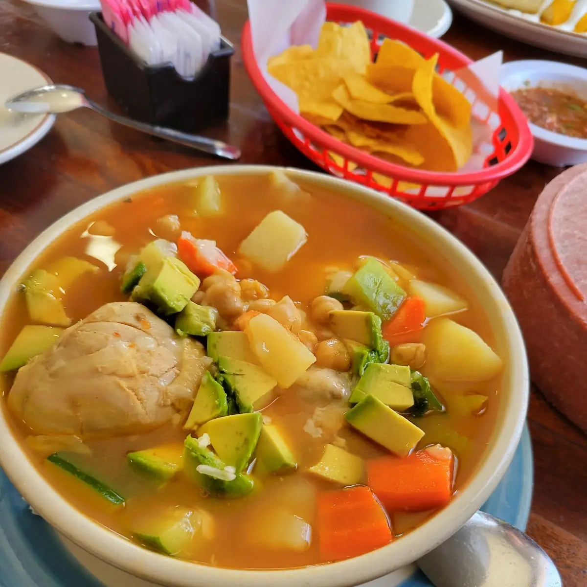 Caldo Tlalpeño