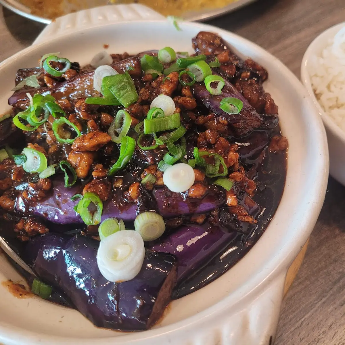 Braised Beef Brisket in Claypot