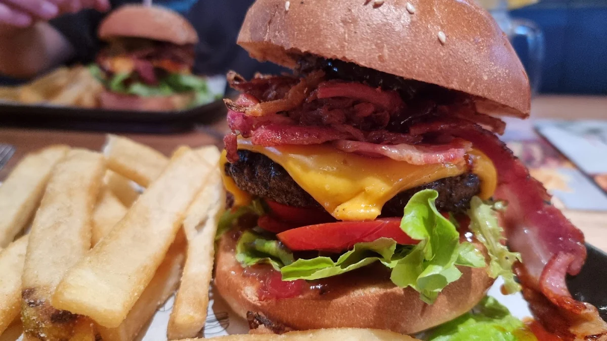 Grand Slam Burger, The Sporting Globe Bar & Grill Robina