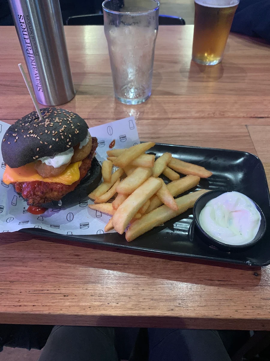 Handful of Chips and Aioli Sauce, The Sporting Globe Bar & Grill Robina