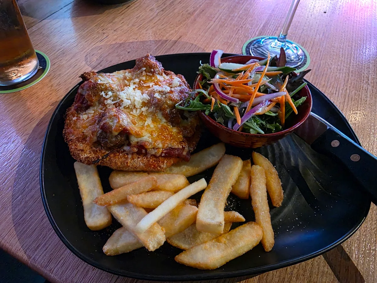 Veggie Parma, The Sporting Globe Bar & Grill Robina