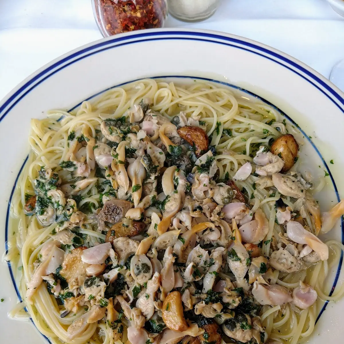 Linguine with Clam Sauce
