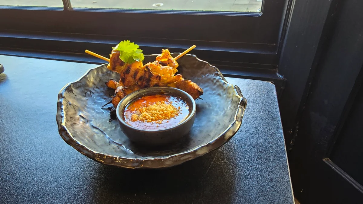 Chicken Skewers, Soi 25 Thai Restaurant & Bar