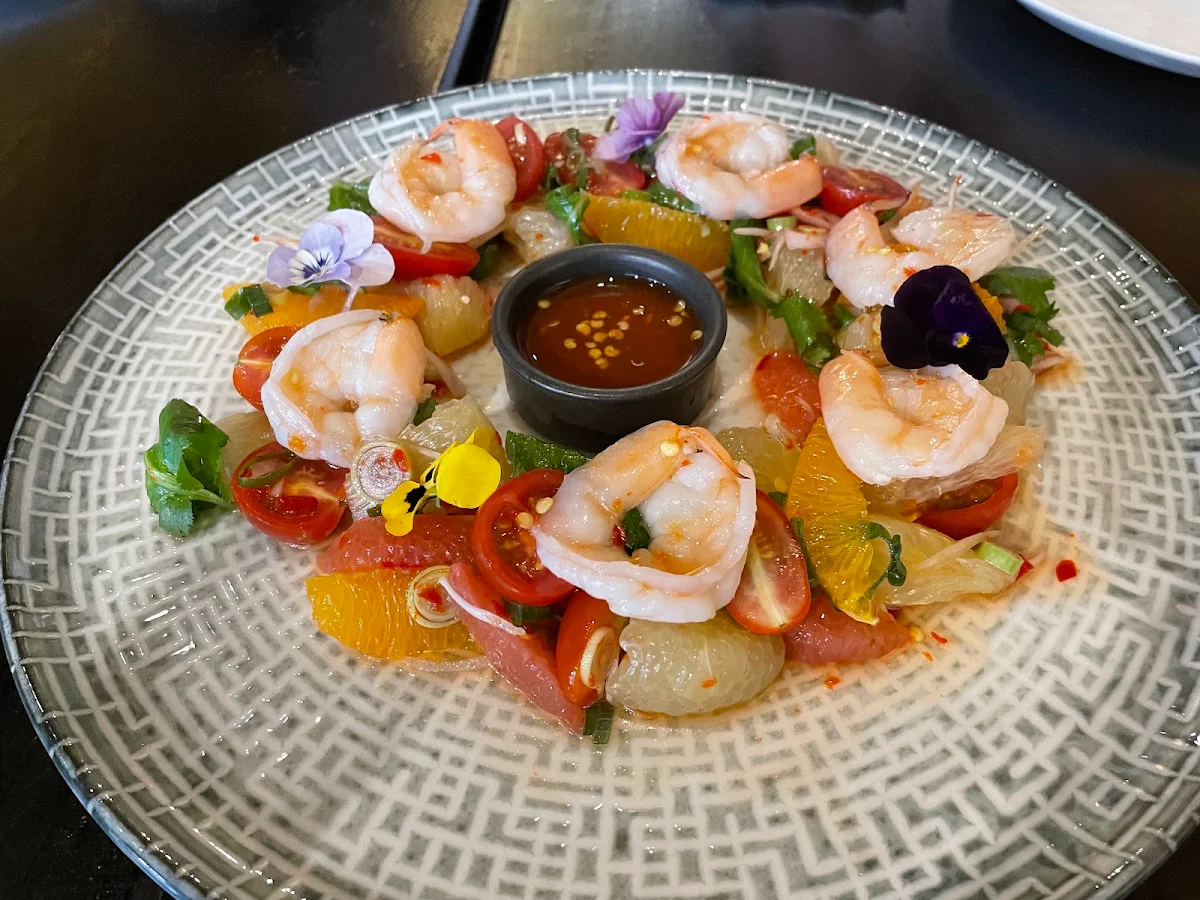 Pomelo Prawns Salad, Soi 25 Thai Restaurant & Bar