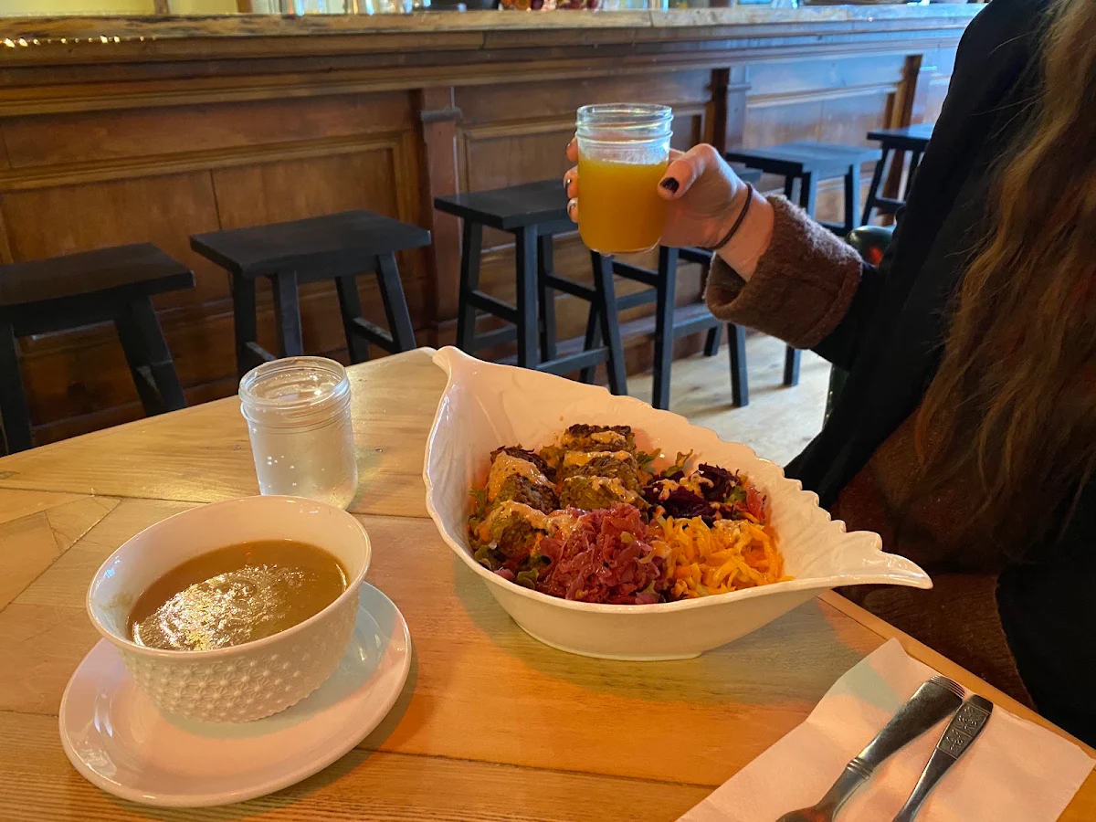 Soup and Veggie