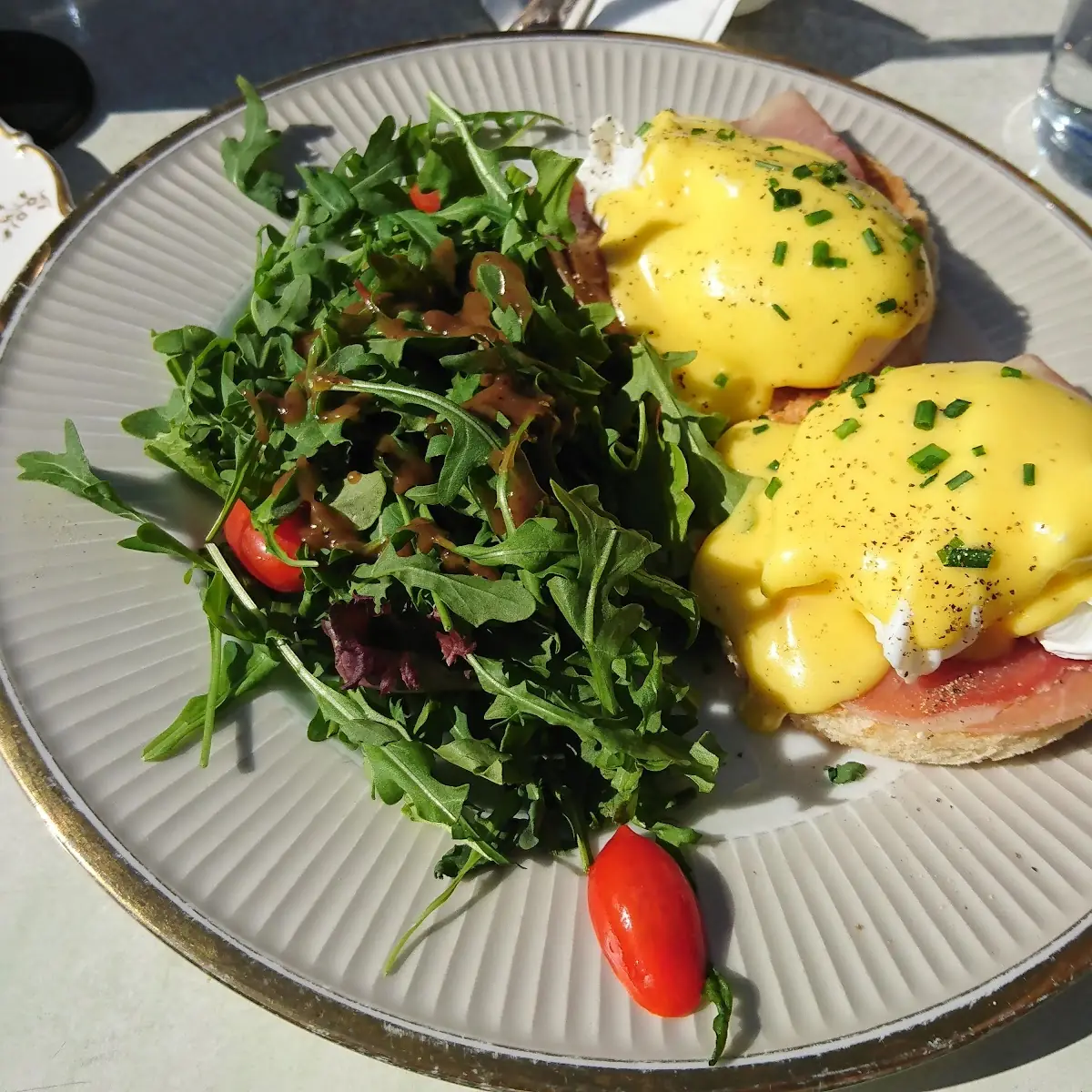Paul's Brunch Eggs Benedict