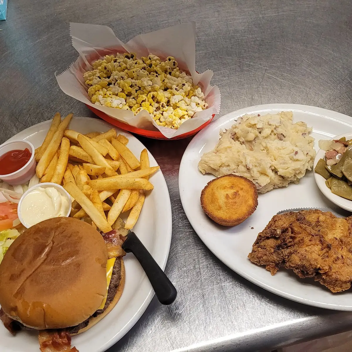 Courtyard Bacon and Cheese Burger