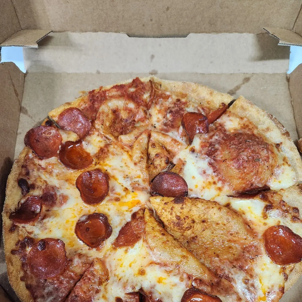 Pepperoni Pizza-Medium