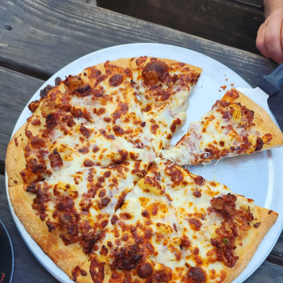 Mac and Cheese Pizza