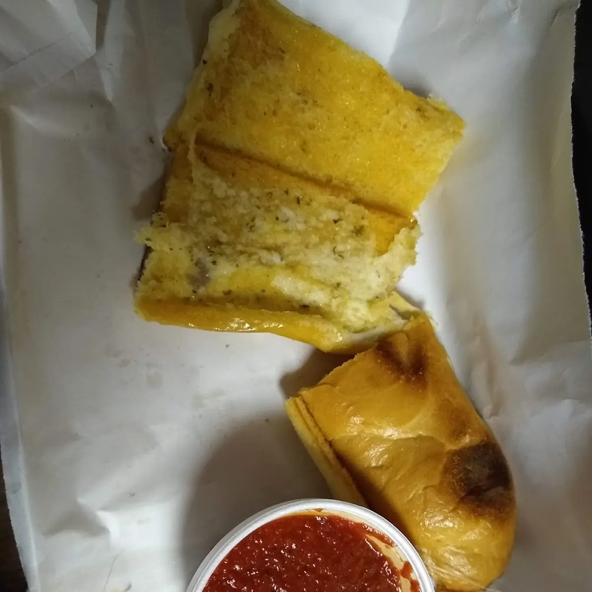 Garlic Cheese Bread with Marinara
