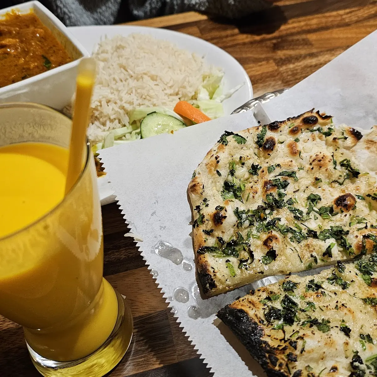 Garlic Naan Mango Lassi Chicken Curry