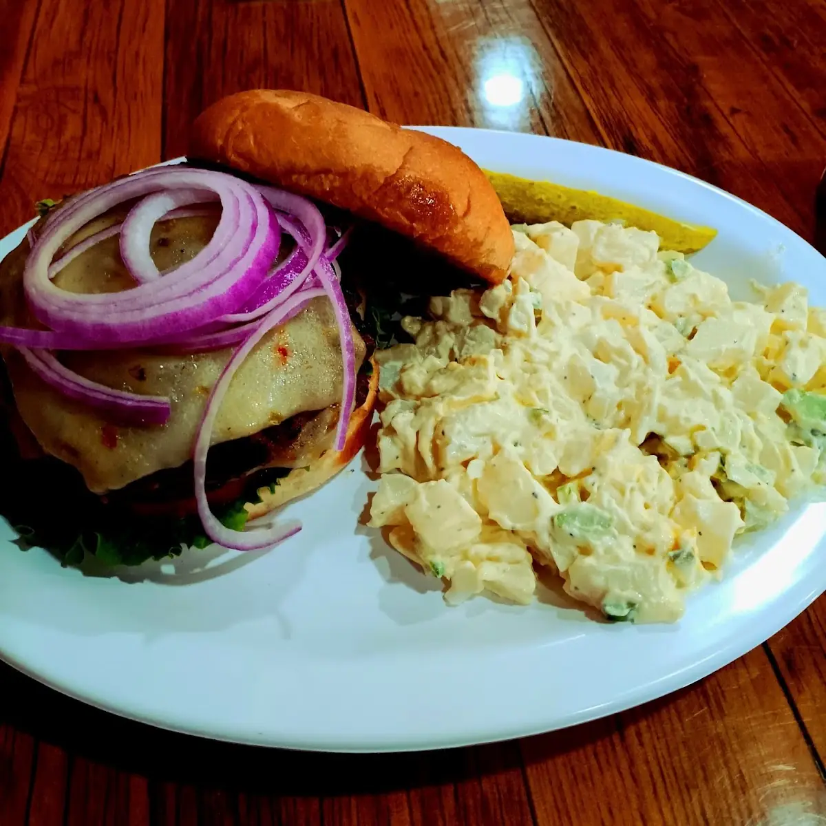 Deluxe Double Cheeseburger