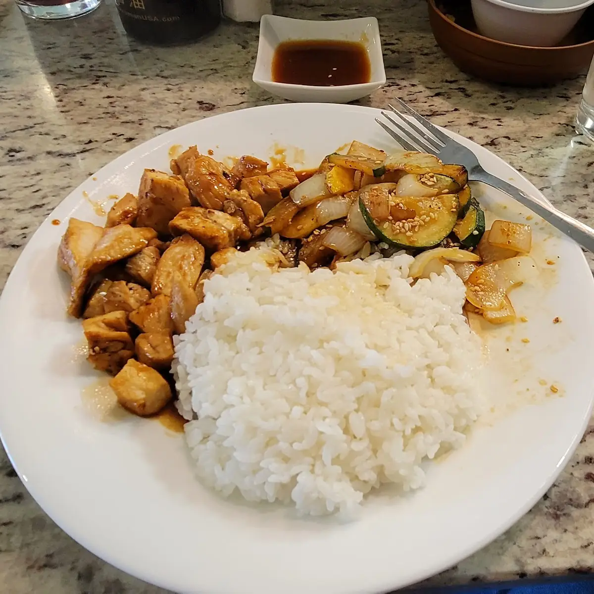Teriyaki Chicken w Steamed Rice