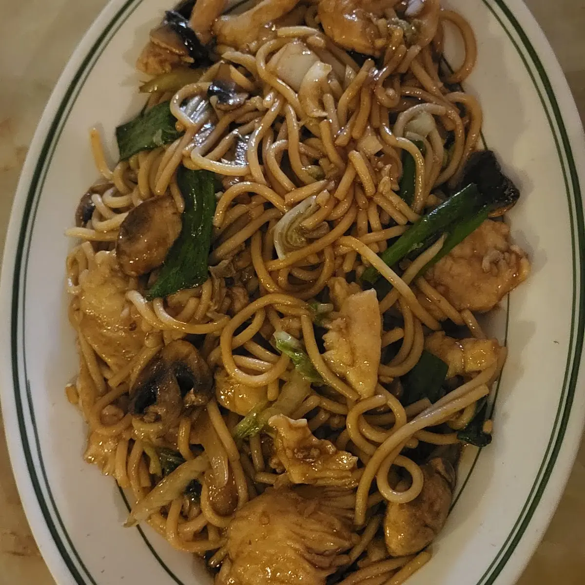 Chicken Lo Mein