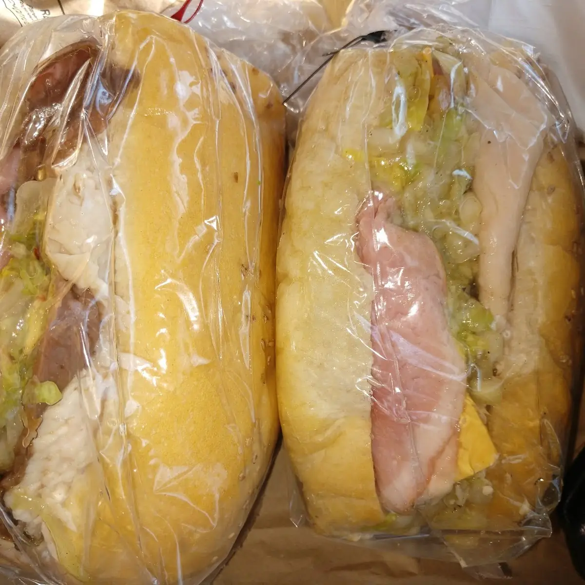 Pentagon & Pentagon w Extra Roast Beef