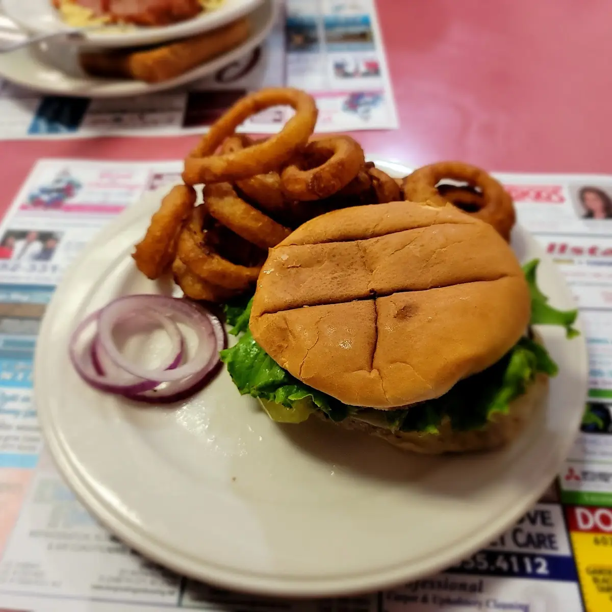 Colonial Burger