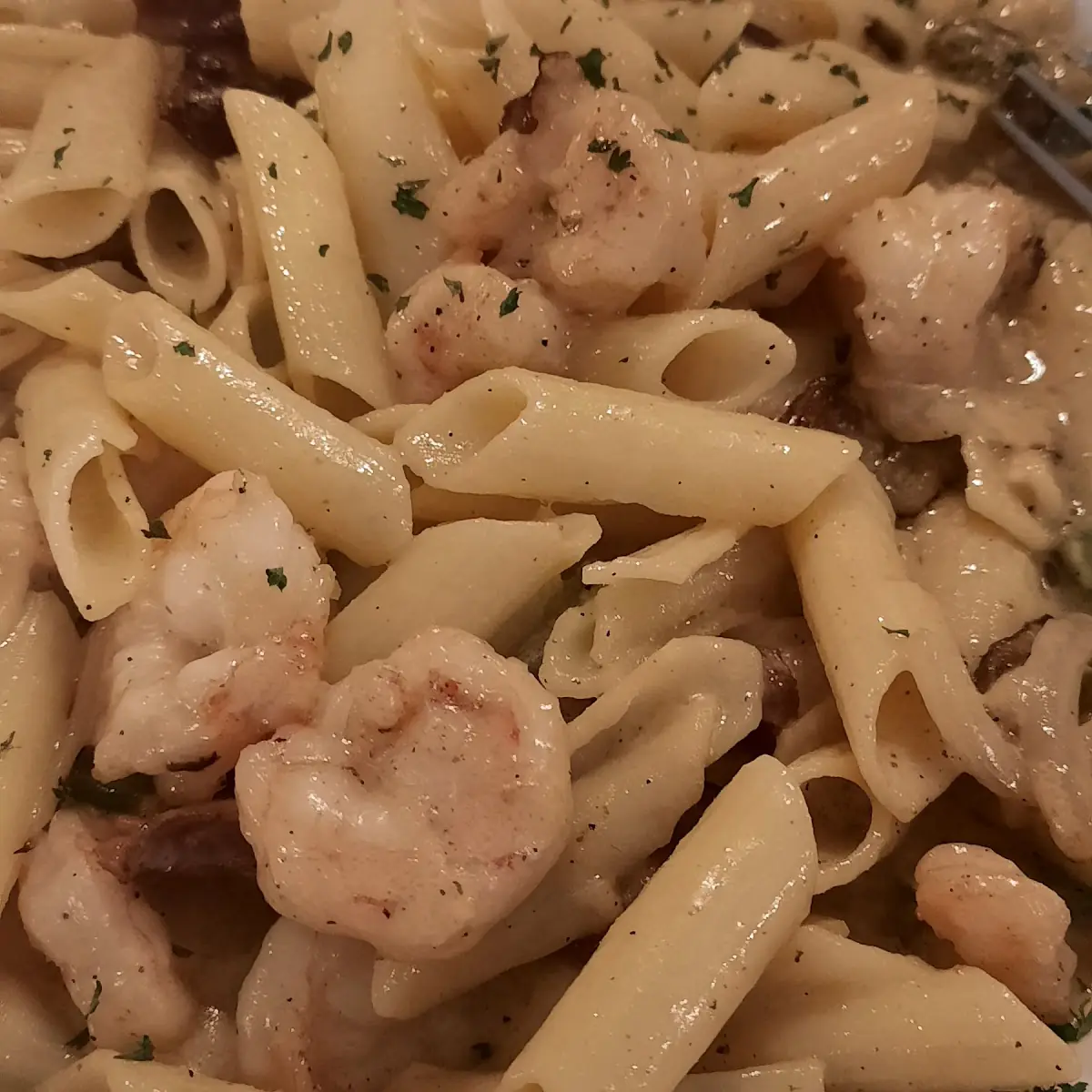 Shrimp Fettuccine Alfredo