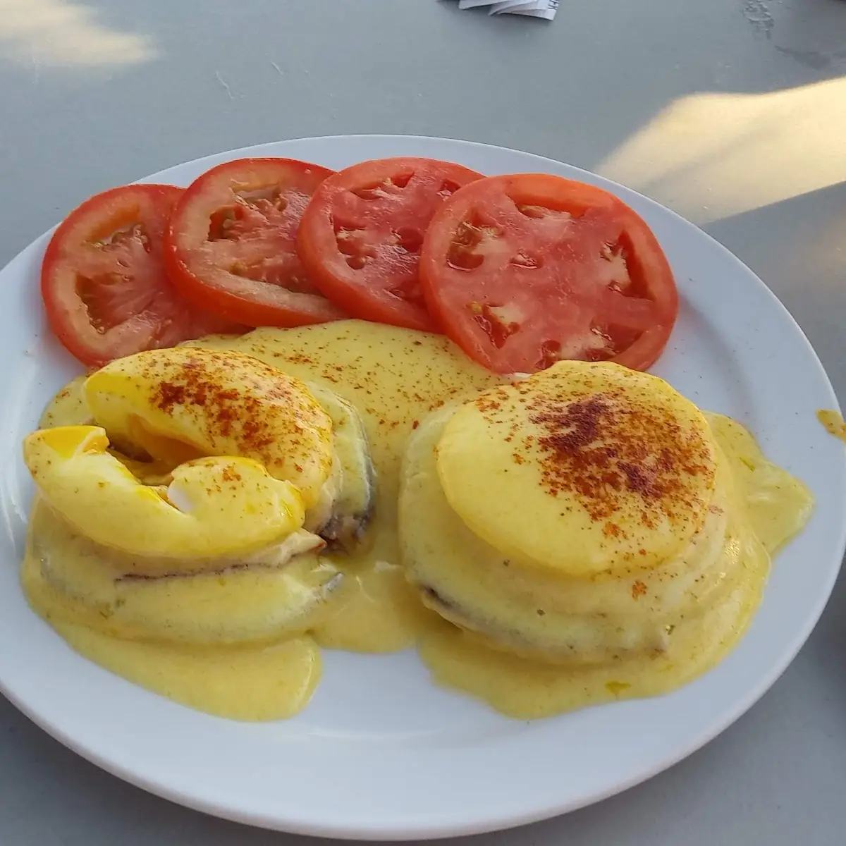 Eggs Benedict