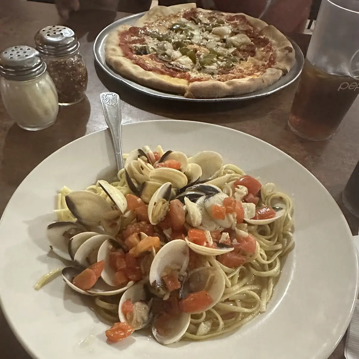 Linguini with White Clam Sauce