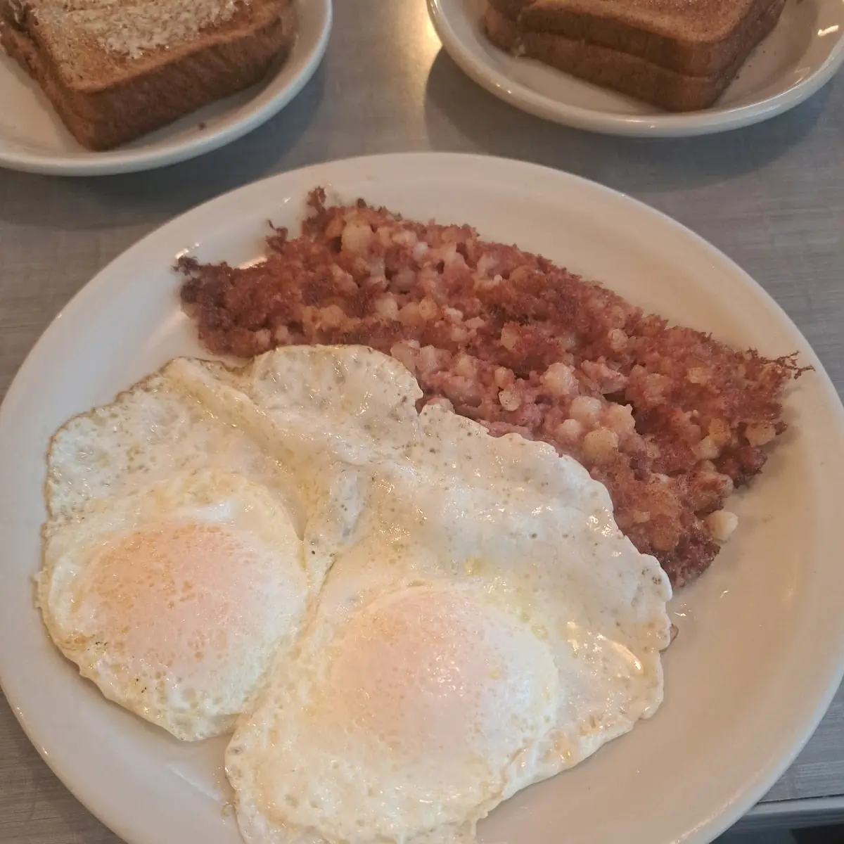 Corned Beef Hash & Eggs
