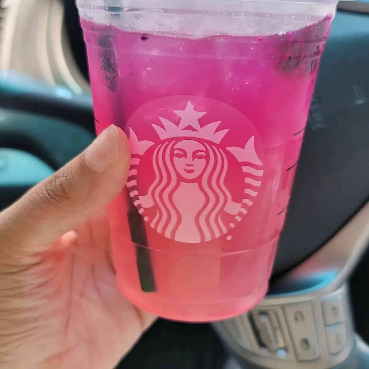 Mango Dragon Fruit Refresher w Lemonade