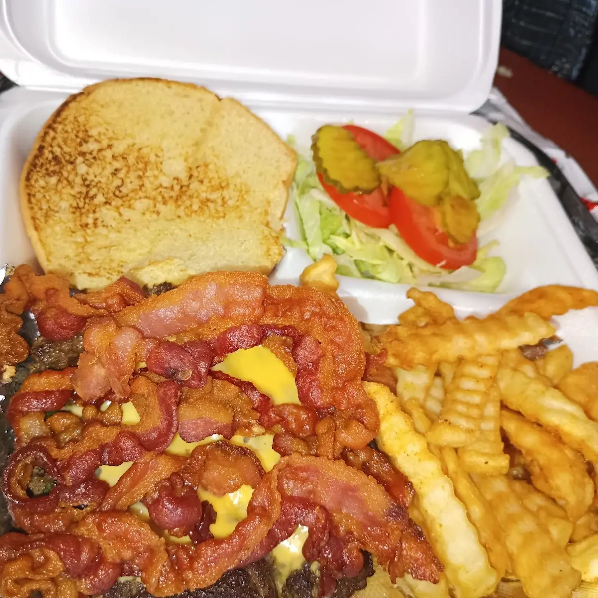 Bacon Cheeseburger with Fries