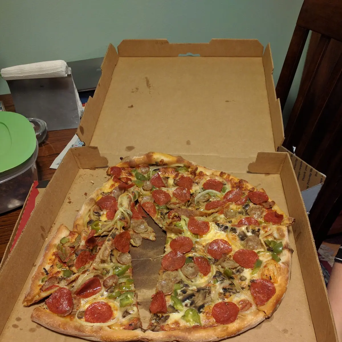Large Supreme Pizza