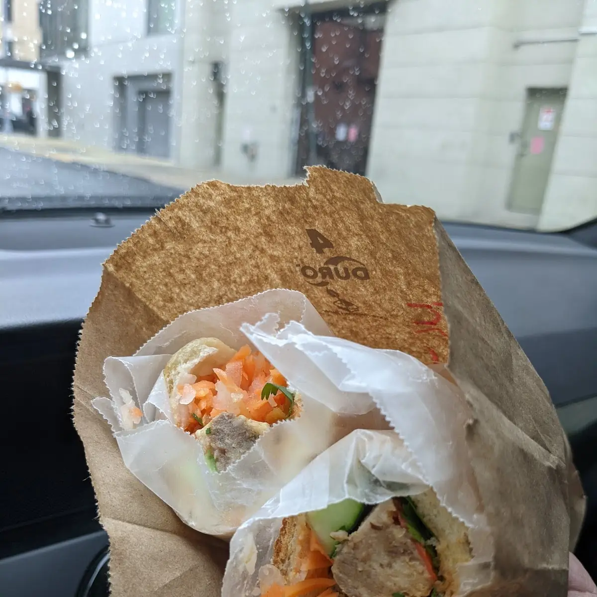 Banh MI Xiu Mai