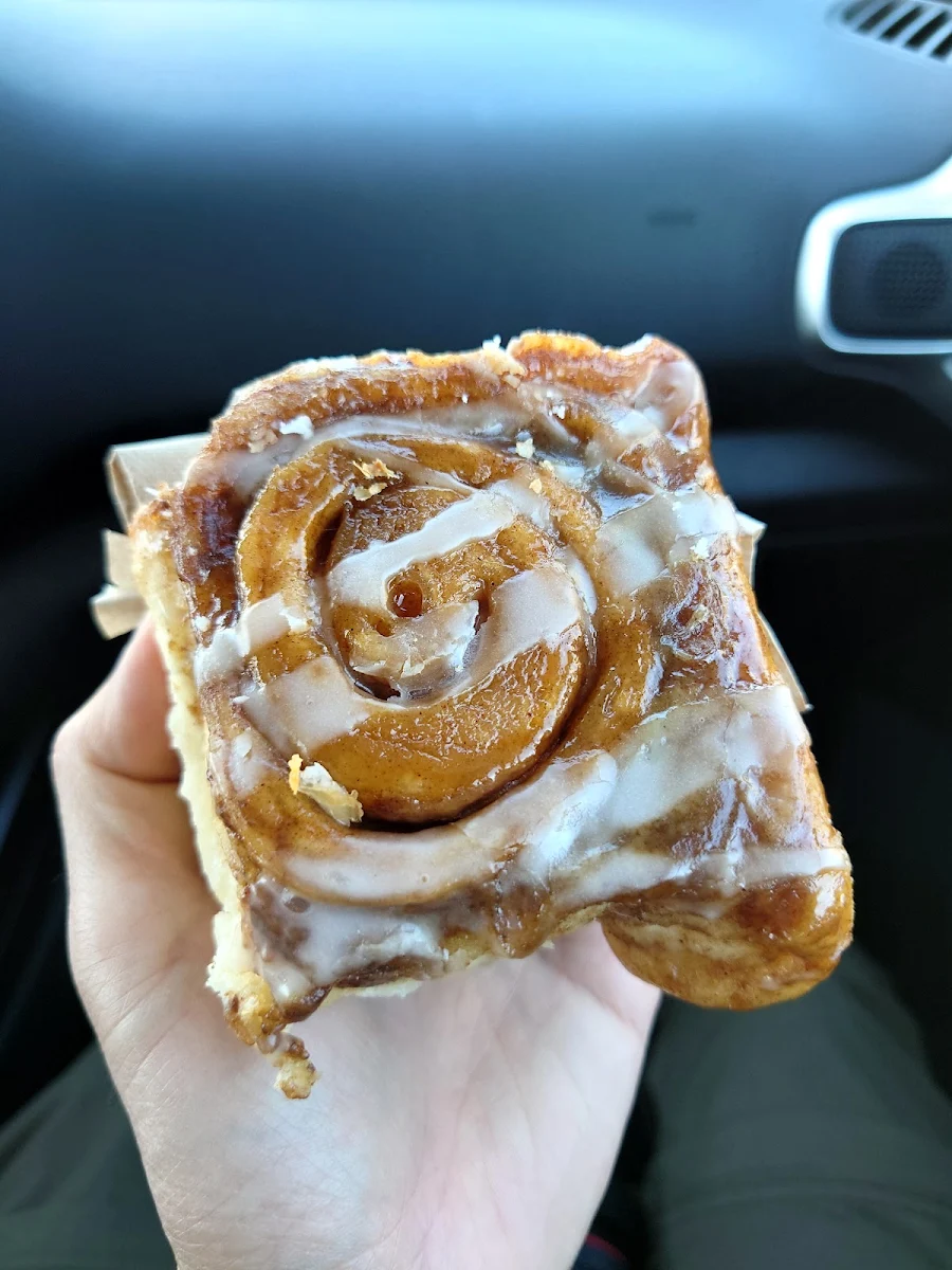 Cinnamon Roll, Lostlands Cafe
