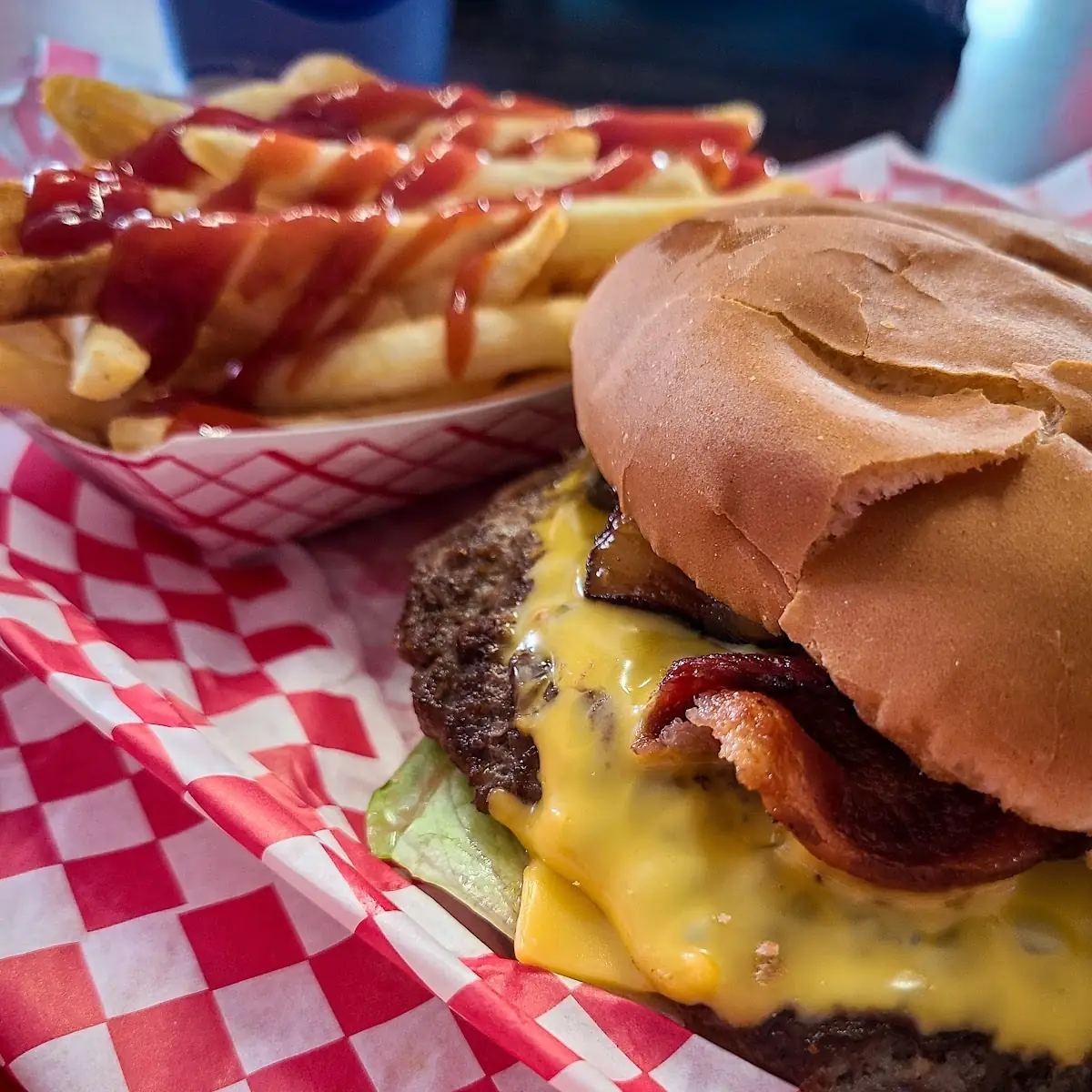 Bacon Cheeseburger with Fries
