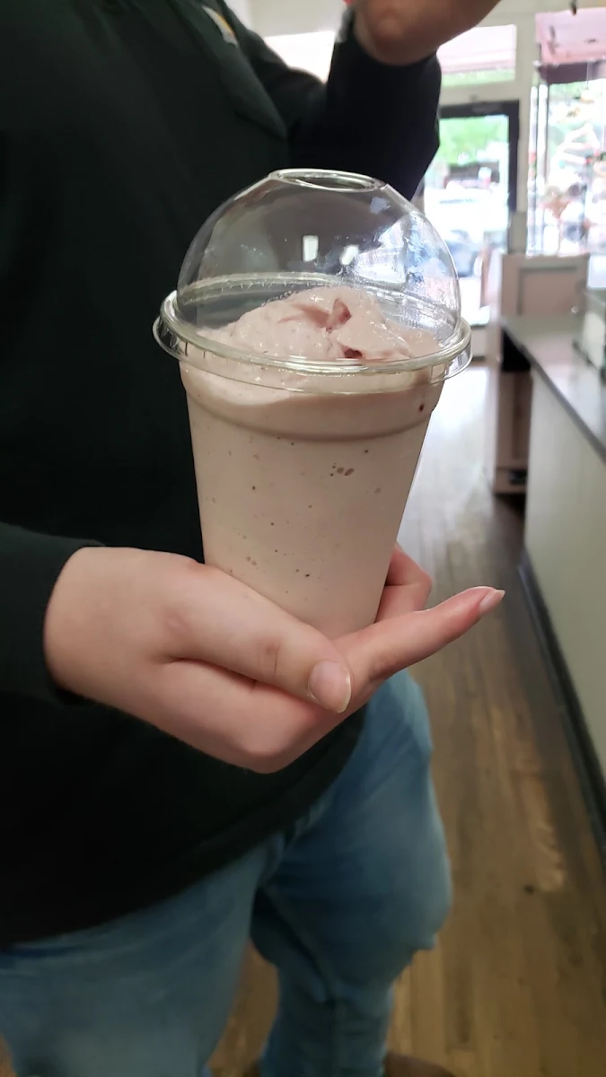 Strawberry Shake