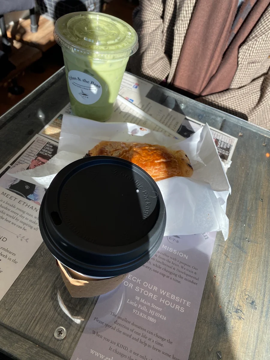 Latte Chocolate Croissant