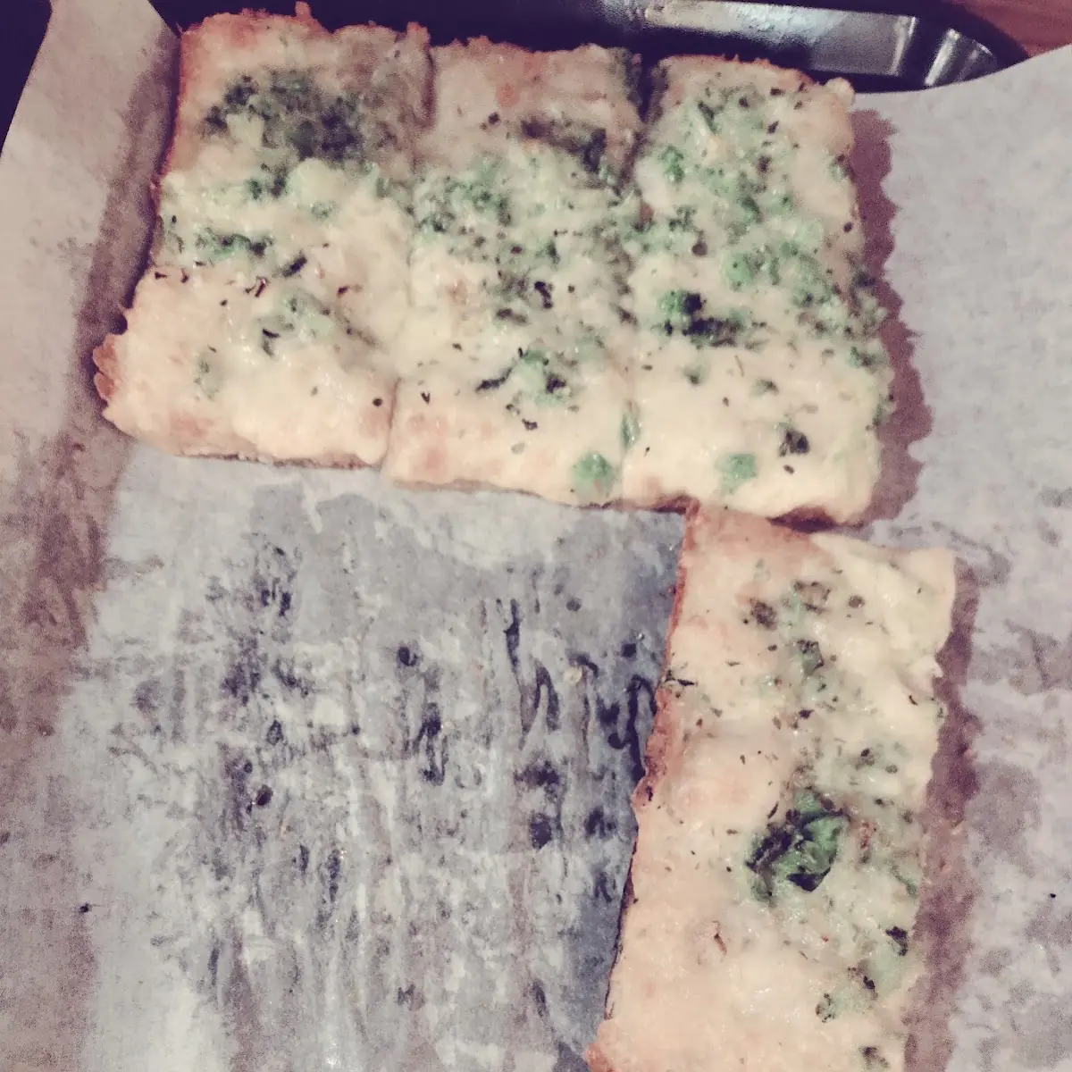 White Pizza w Onion & Broccoli Rabe