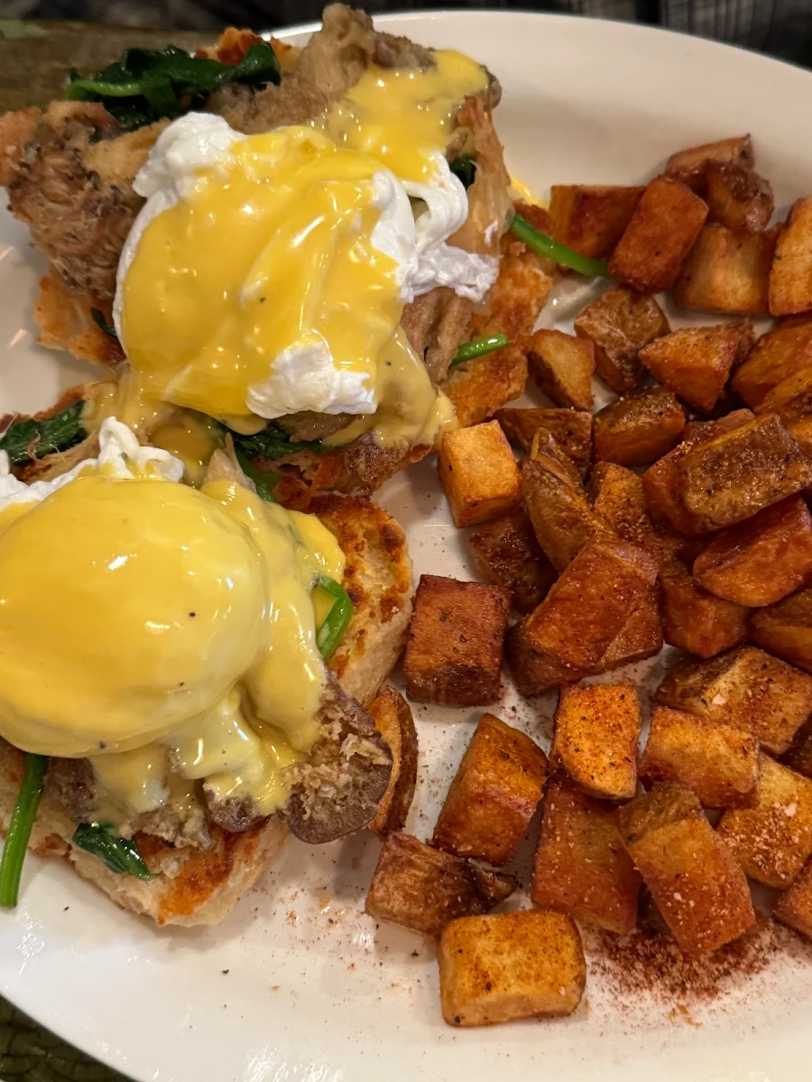 Eggs Benedict with Breakfast Potatoes