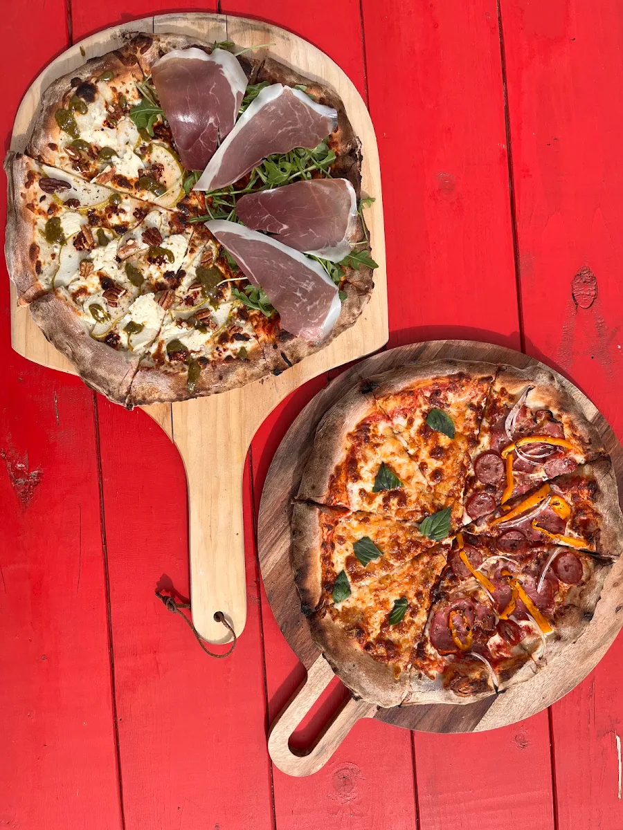 Highlights, Tomi’s pizza