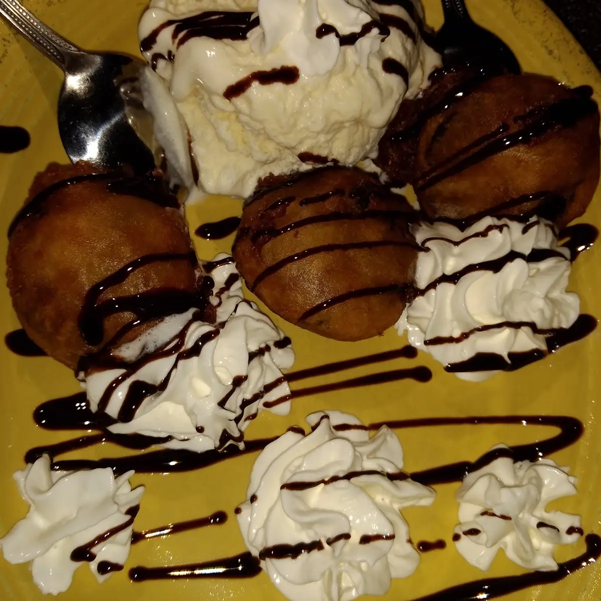 Churro Fried Ice Cream Sundae