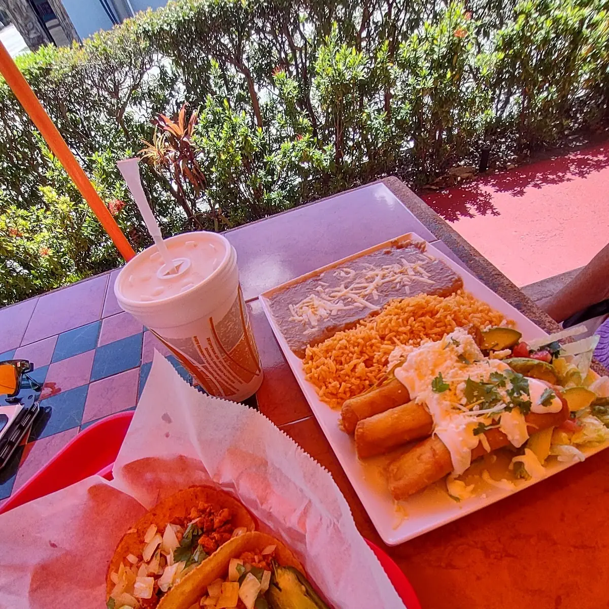 Flautas De Pollo Chicken