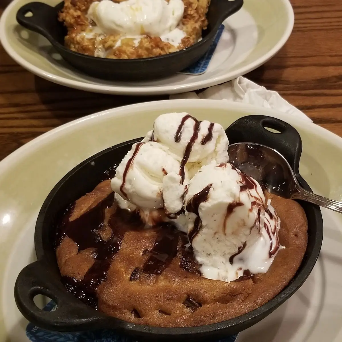 Apple Caramel Streusel Pie & Baked Chocolate Chip Cookie Skillet