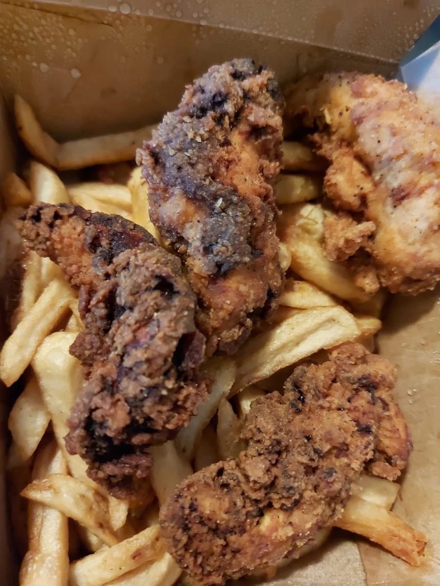 Hangry Wings and Fries, Hangry Chicken