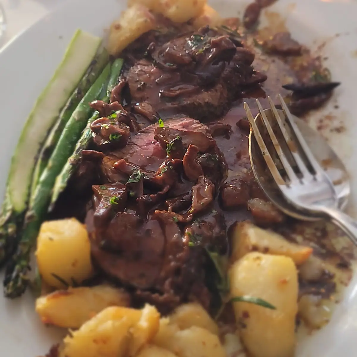 Baby Lamb Chops Scottadito with Roasted Potatoes