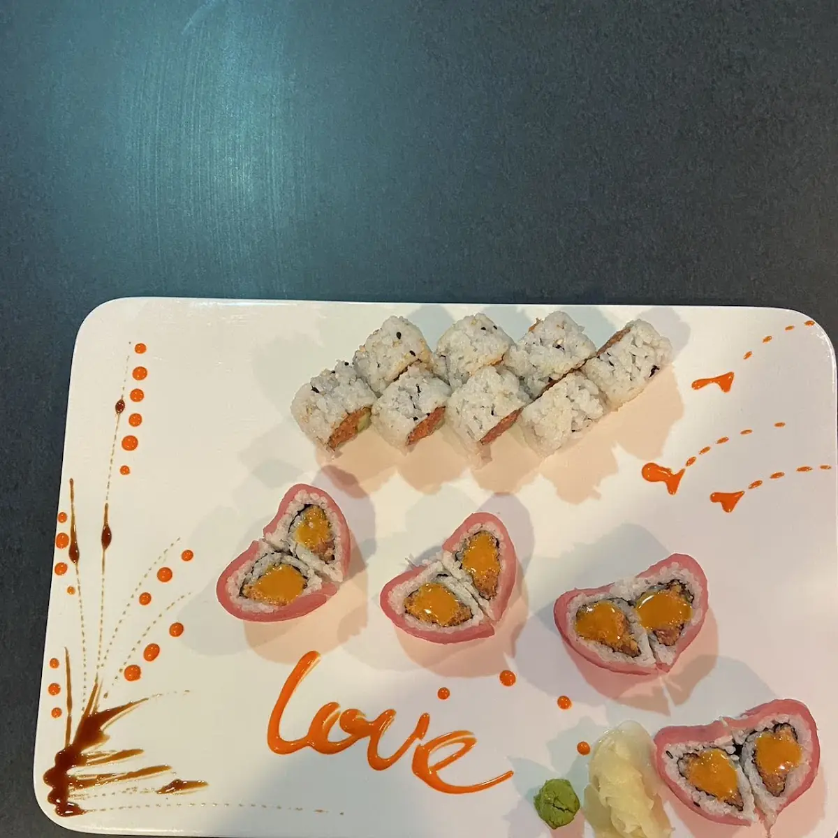 Tuna Love Roll