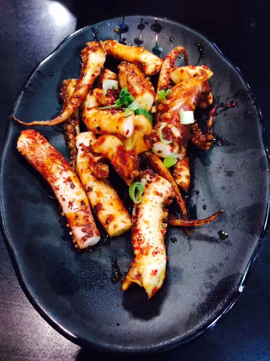 BBQ Squid, Noodle Fans