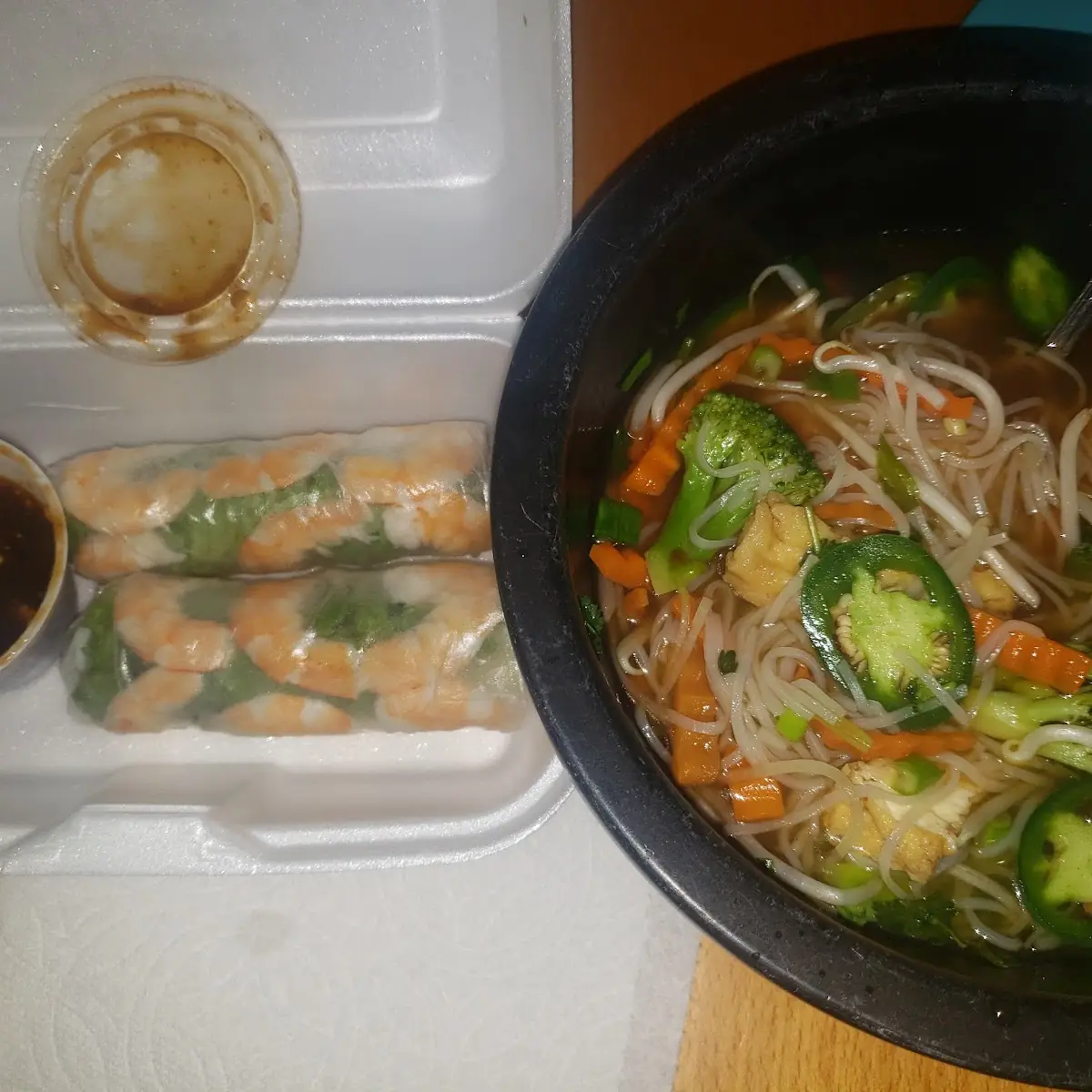 V1. Veggie Spring Rolls with Tofu (2)