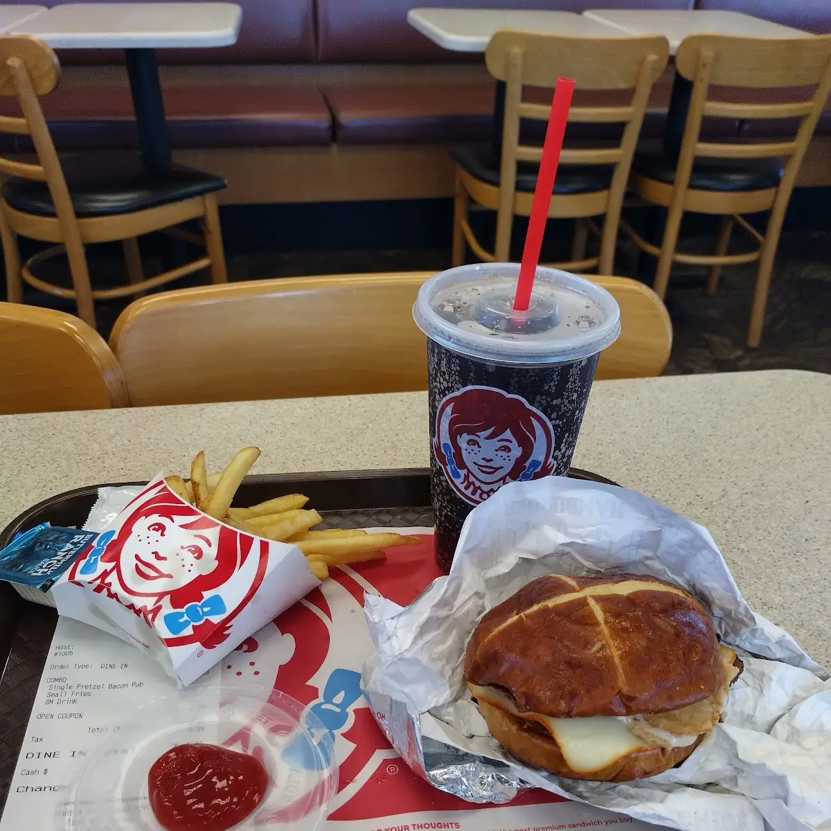 Pretzel Bacon Pub Cheeseburger Combo Meal