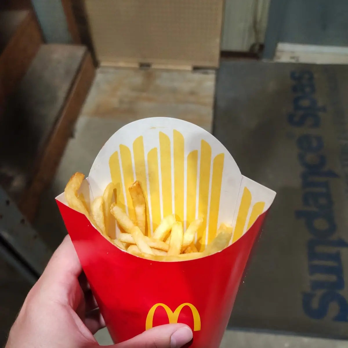 40 PC Chicken Mcnuggets & 2 Large Fries