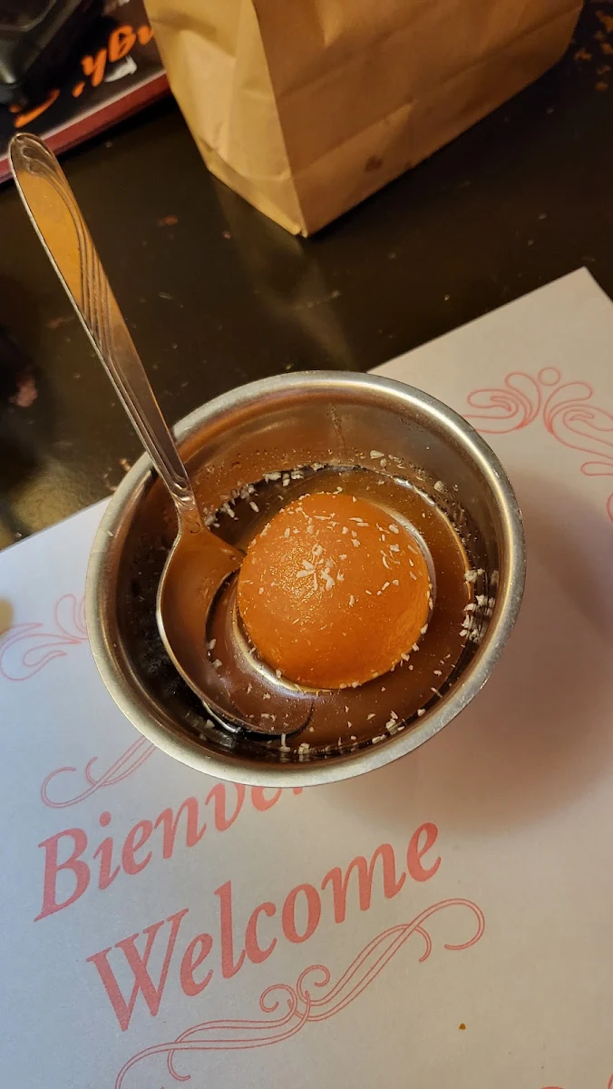 Gulab Jamun, Restaurant Singh's