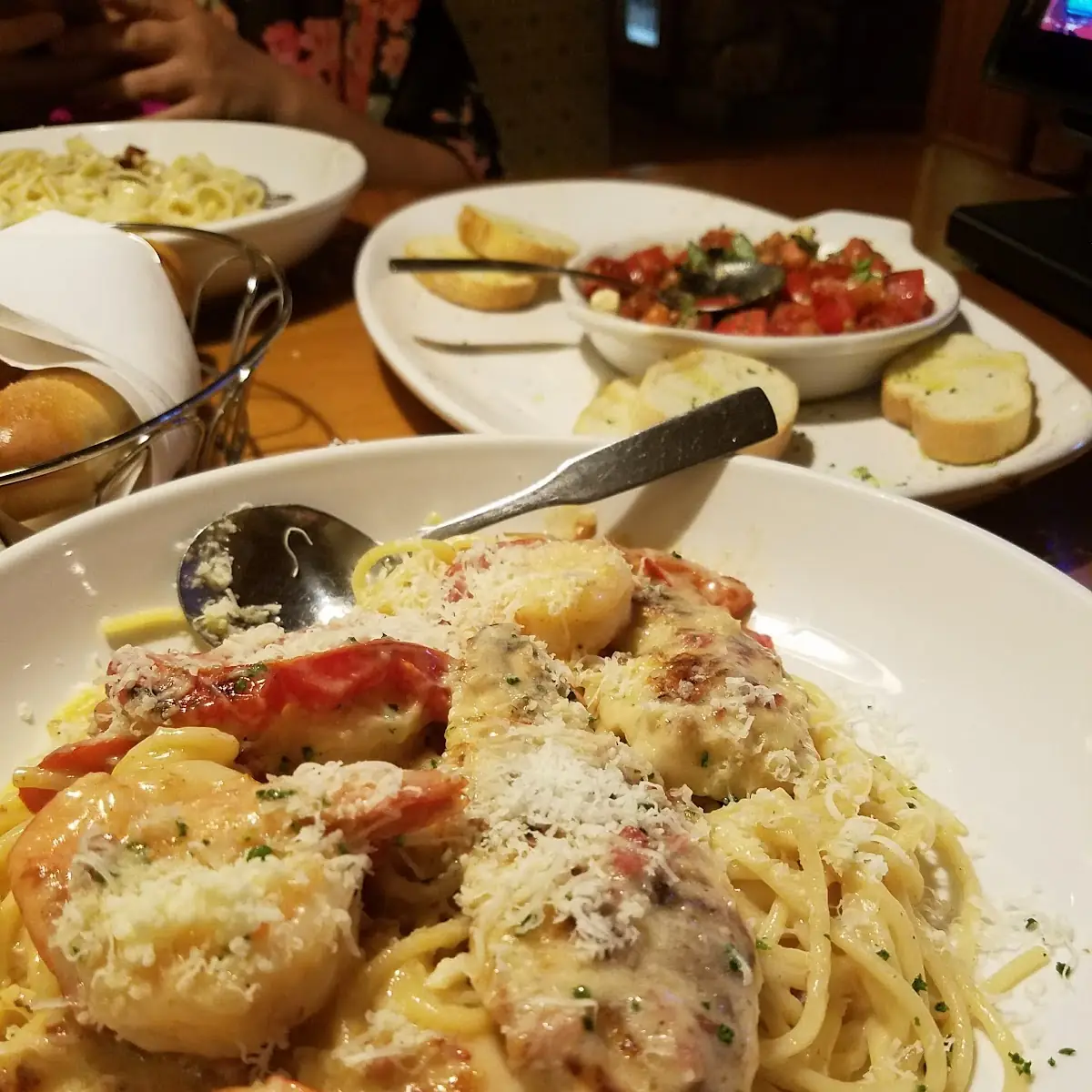 Chicken & Shrimp Carbonara