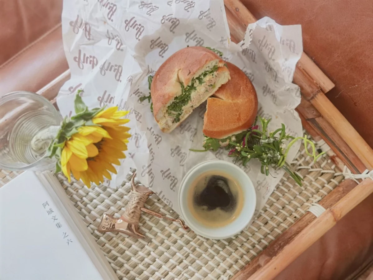 Tuna Melt Bagels